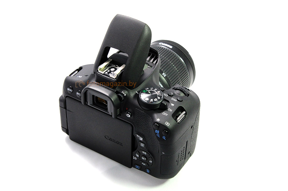 Canon EOS 750D Kit 18-55mm IS STM