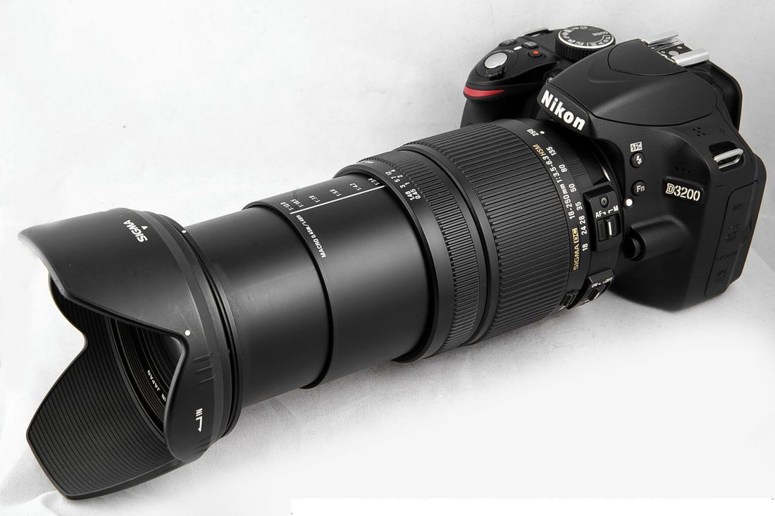 Объектив Sigma 18-250mm f/3.5-6.3 DC OS HSM Macro для Nikon F описание